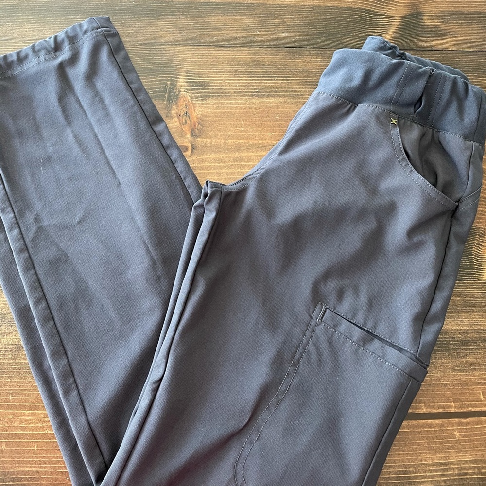 Scrub pants